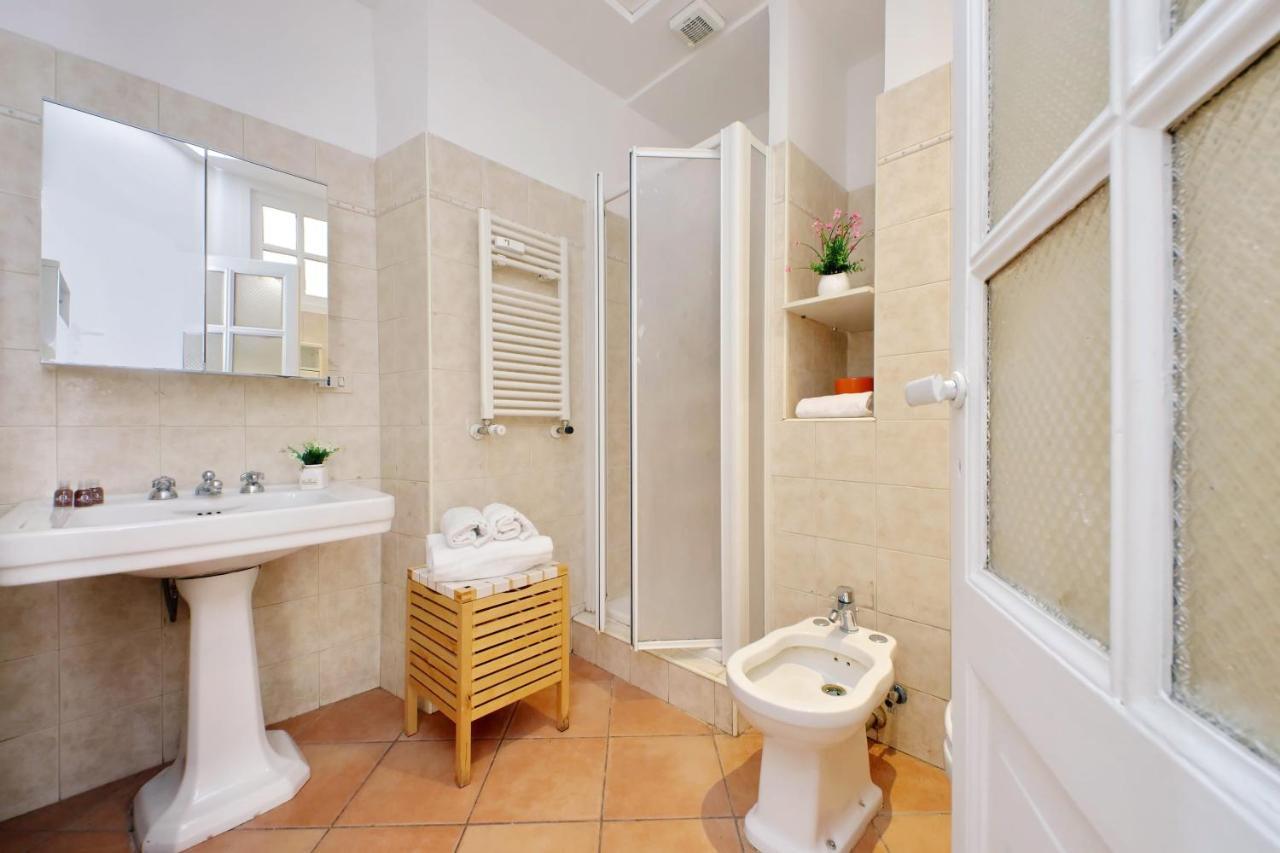 4Bnb - Quiriti Delightful Apartment Róma Kültér fotó